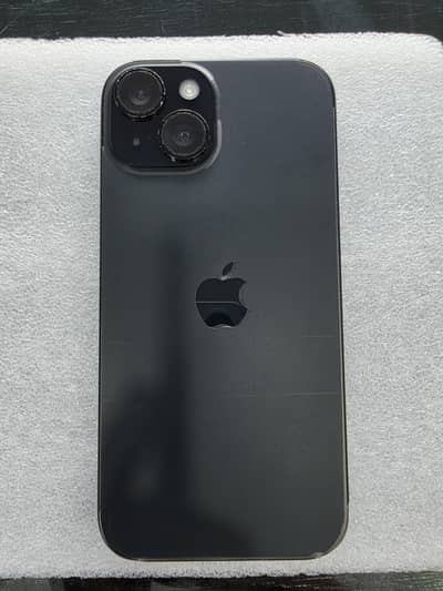 Apple iPhone 15