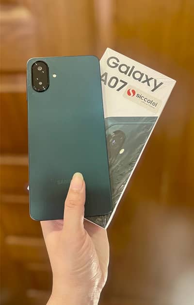 Samsung Galaxy A 07 4GB RAM 64GB Storage Green Almost New PTA Approved