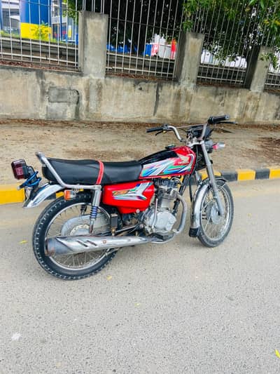 Honda CG 125 2023