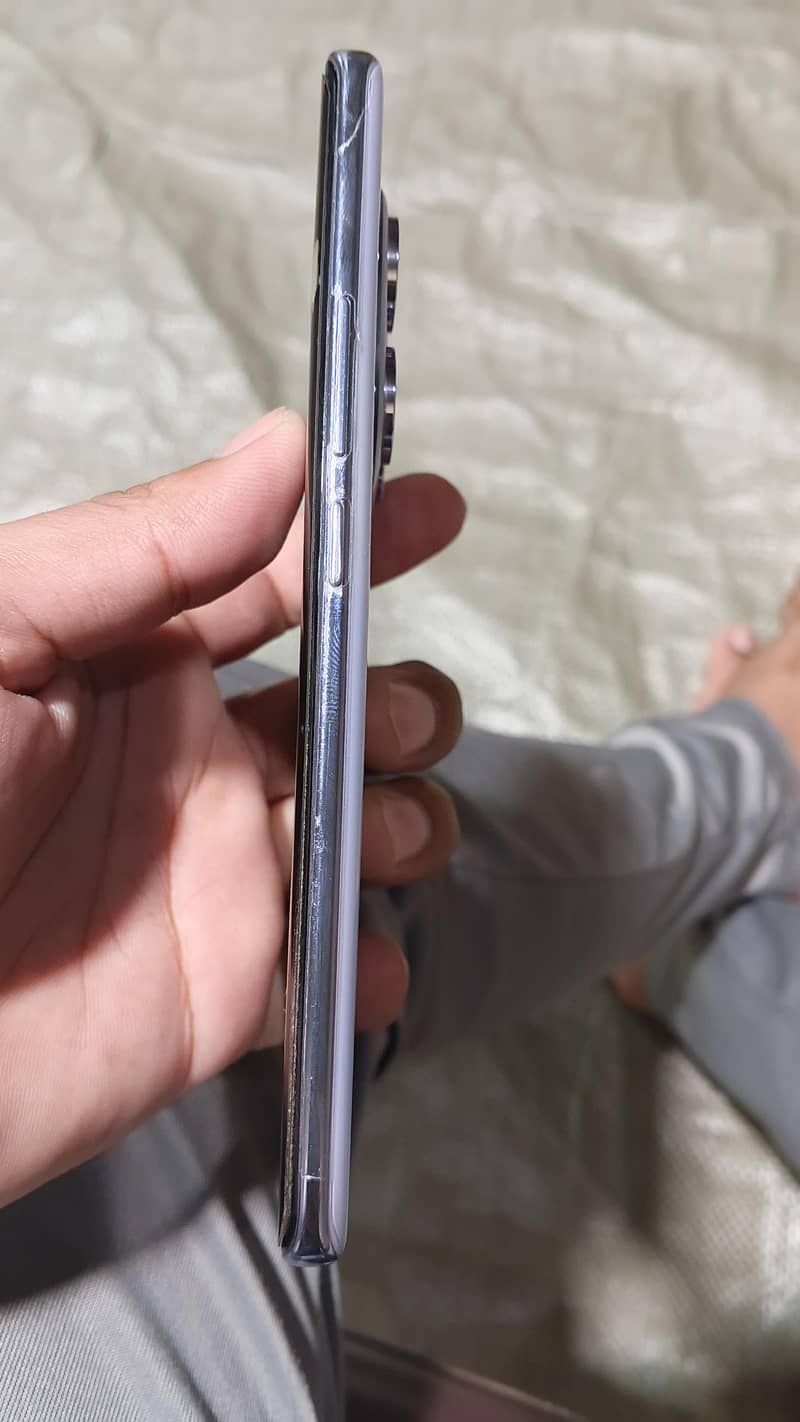 Xiaomi Redmi Note 14 Pro 4