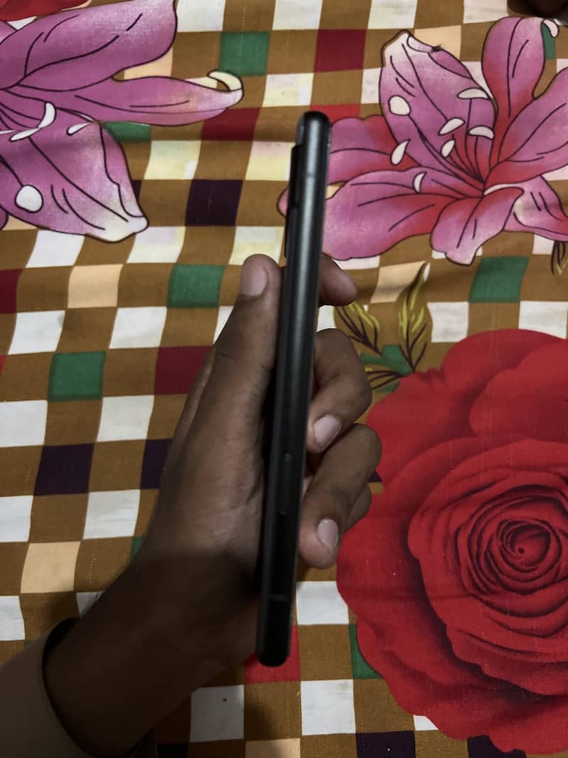 Google Pixel 6a 4