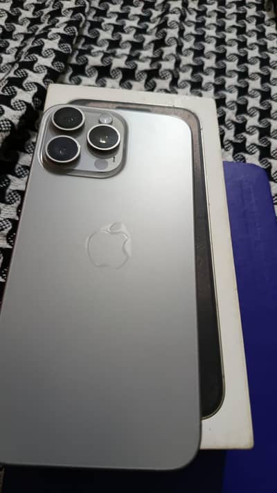 Apple iPhone 15 Pro Max