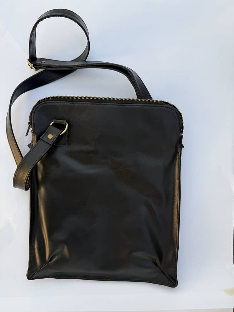 UpSize Crossbody Bag 1