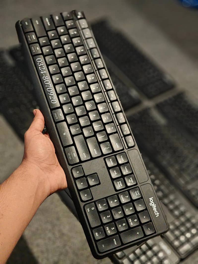 Logitech K375s Multi-Device Wireless Keyboard - Bluetooth 5