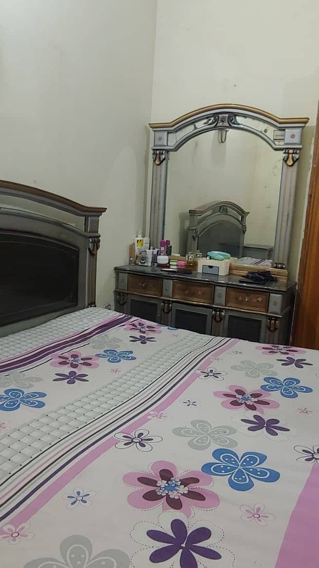 Bed, Two Side Tables, One Dressing table without mattress 2