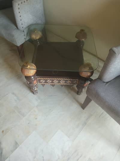Center table with two sides tables