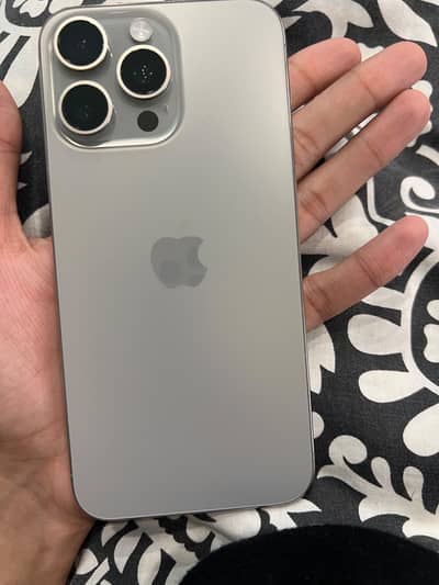 Apple iPhone 15 Pro Max