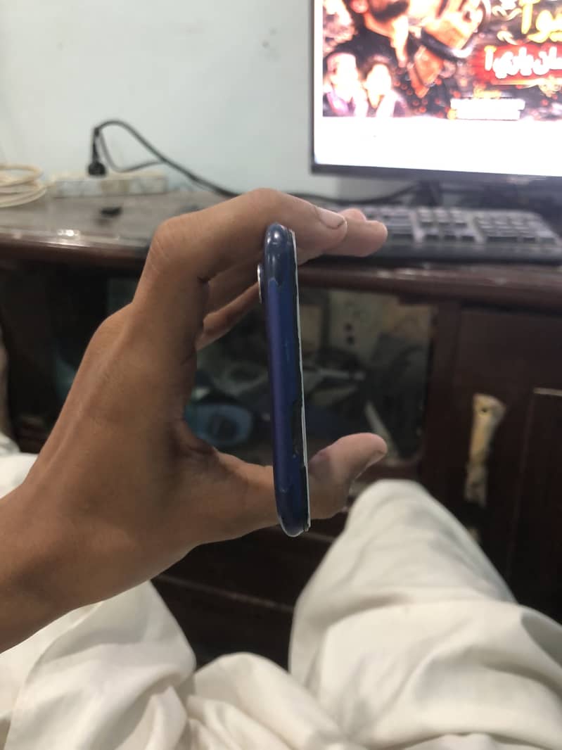 OPPO A83 2