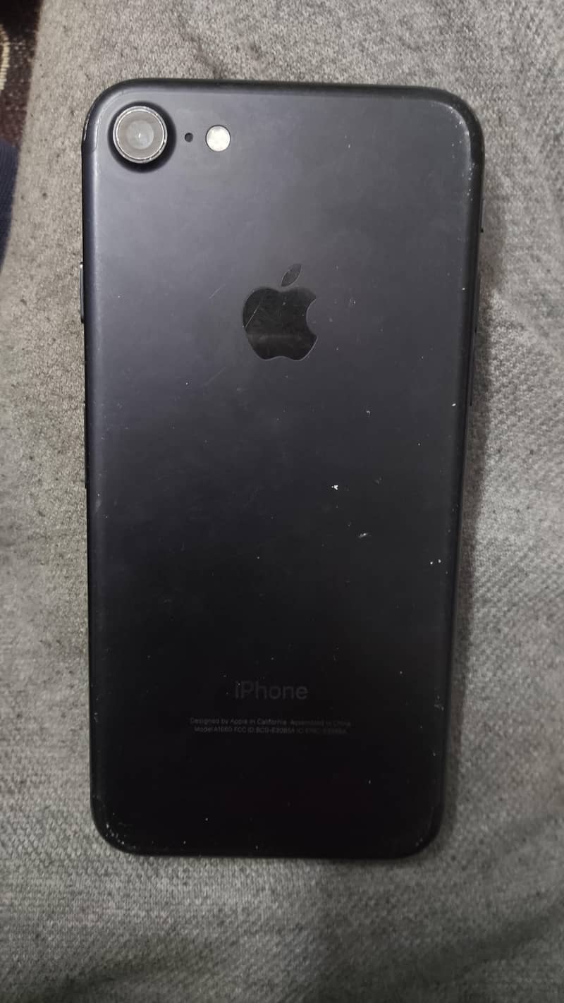 Apple iPhone 7 4