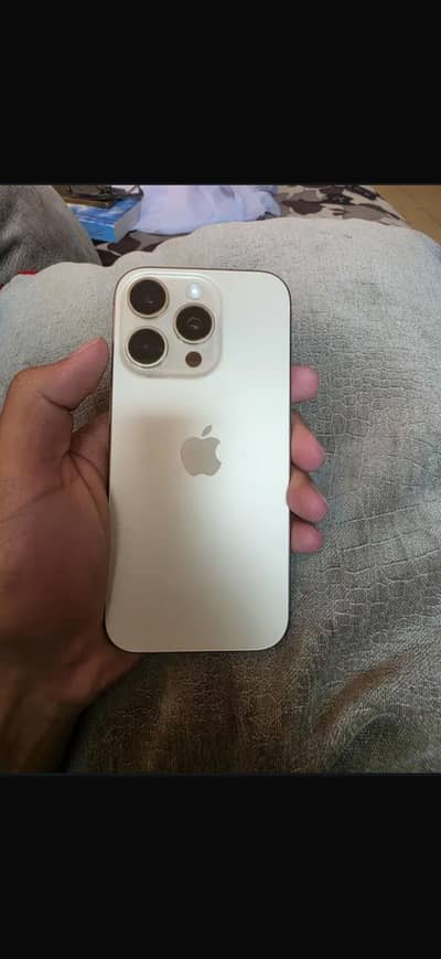 Apple iPhone 16 Pro