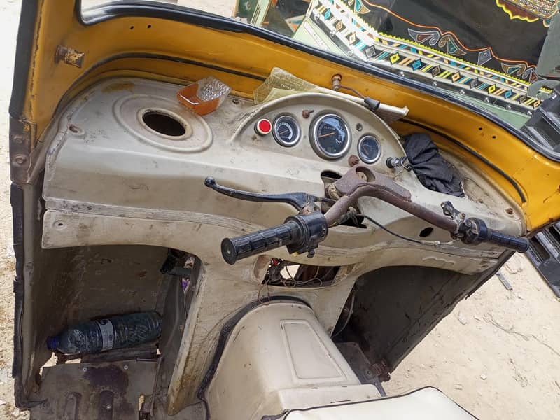 2011 ka model hai 3
