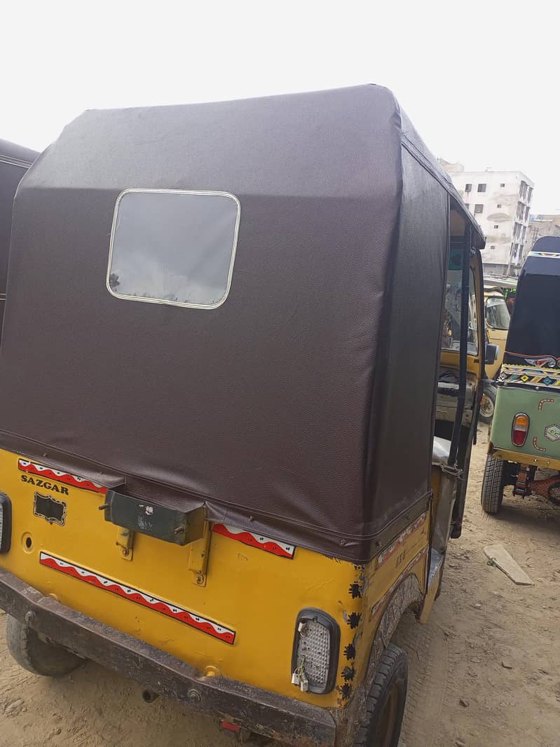 2011 ka model hai 5