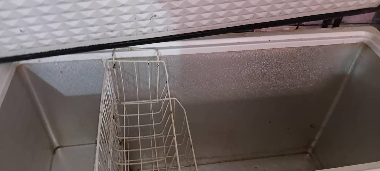 Refregerator 2