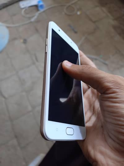 OPPO A57