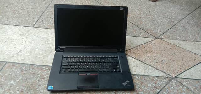 Lenovo thinkpad Edge 15 all ok 250Gb HDD urgent sale