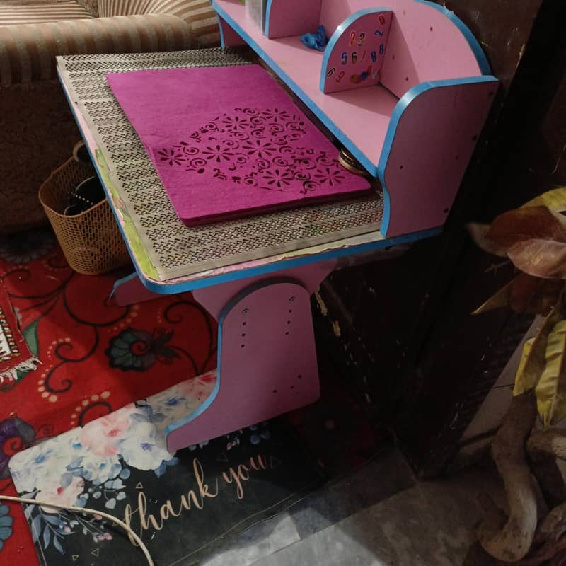 study table 4
