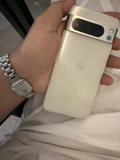 Google Pixel 8 Pro