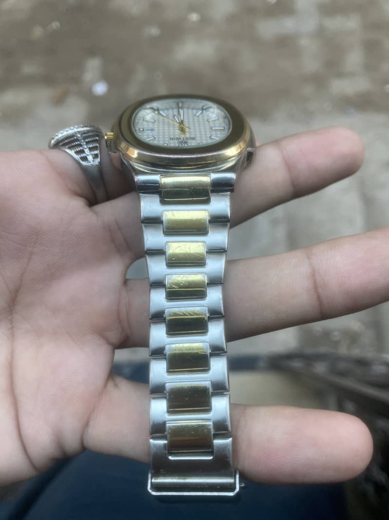 BW WATCH 4