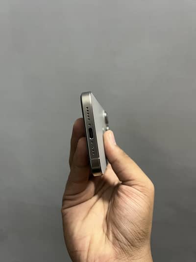 Apple iPhone 15 Pro