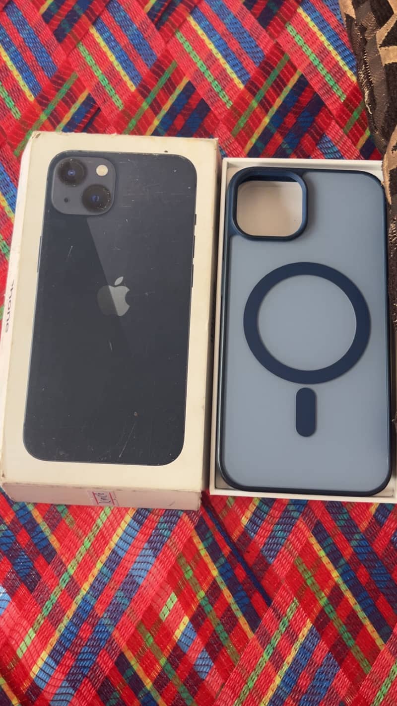 Apple iPhone 13 1