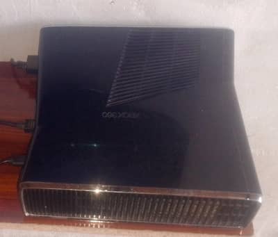 Xbox 360 300GB+ | 45+ Games | 2 Controllers | Good Condition