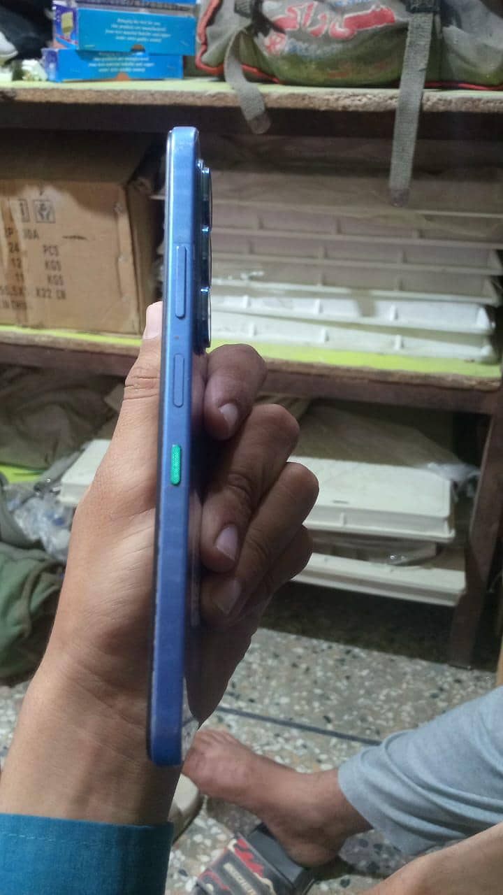 Infinix hot 60i 3