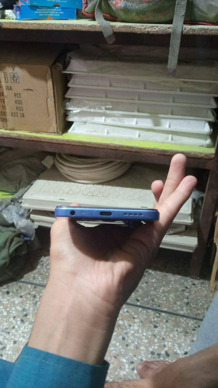 Infinix hot 60i 4