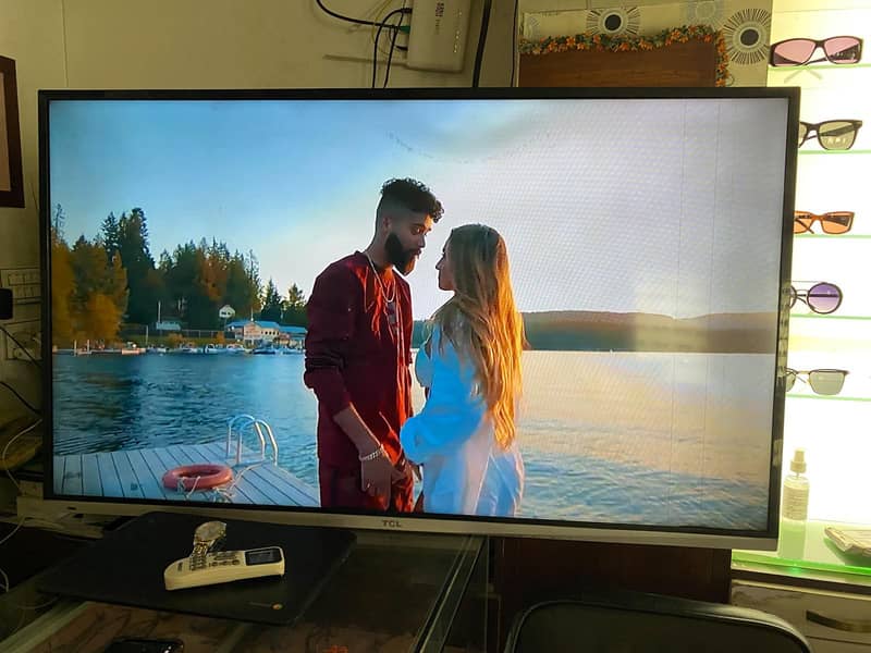 TCL LED 3