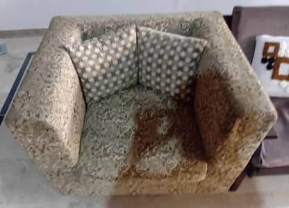 Damask Print Fabric Sofa Set (3-Seater + 1-Seater) with Cushions
