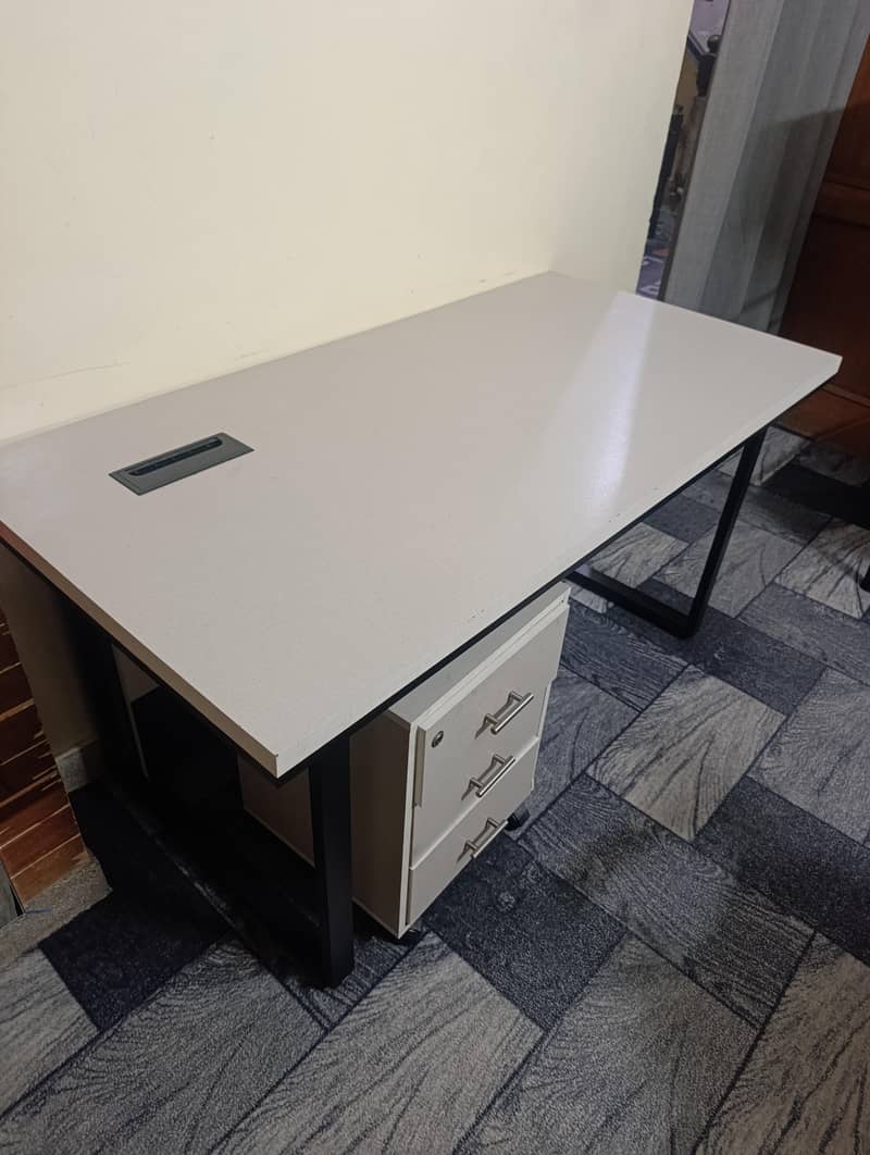 table & Chair 1