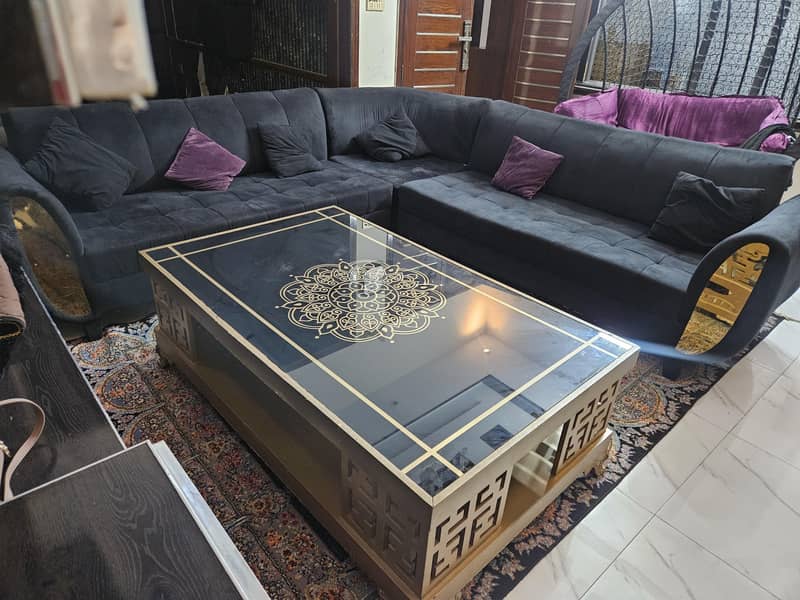 L shape sofa with large size table 3
