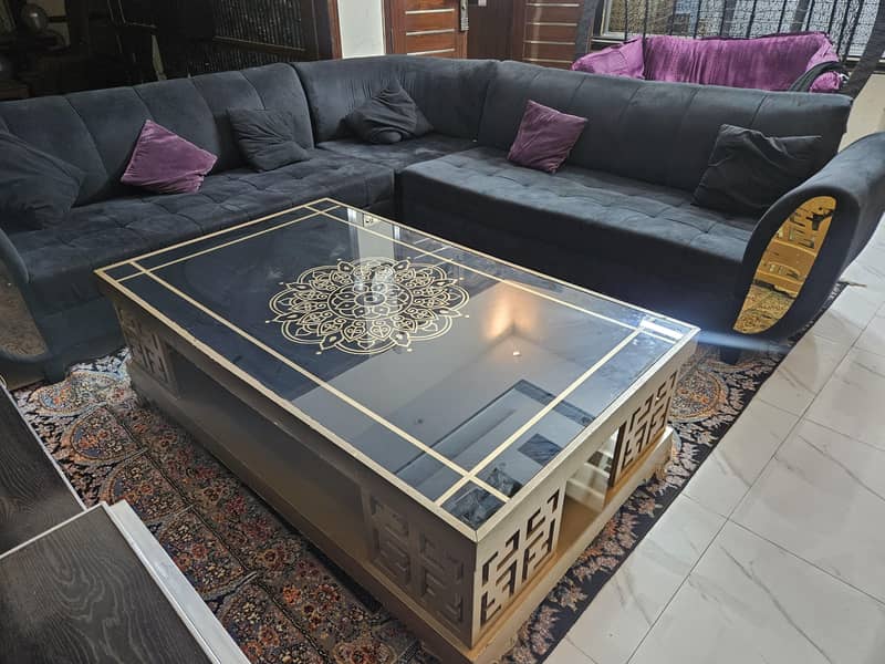 L shape sofa with large size table 4