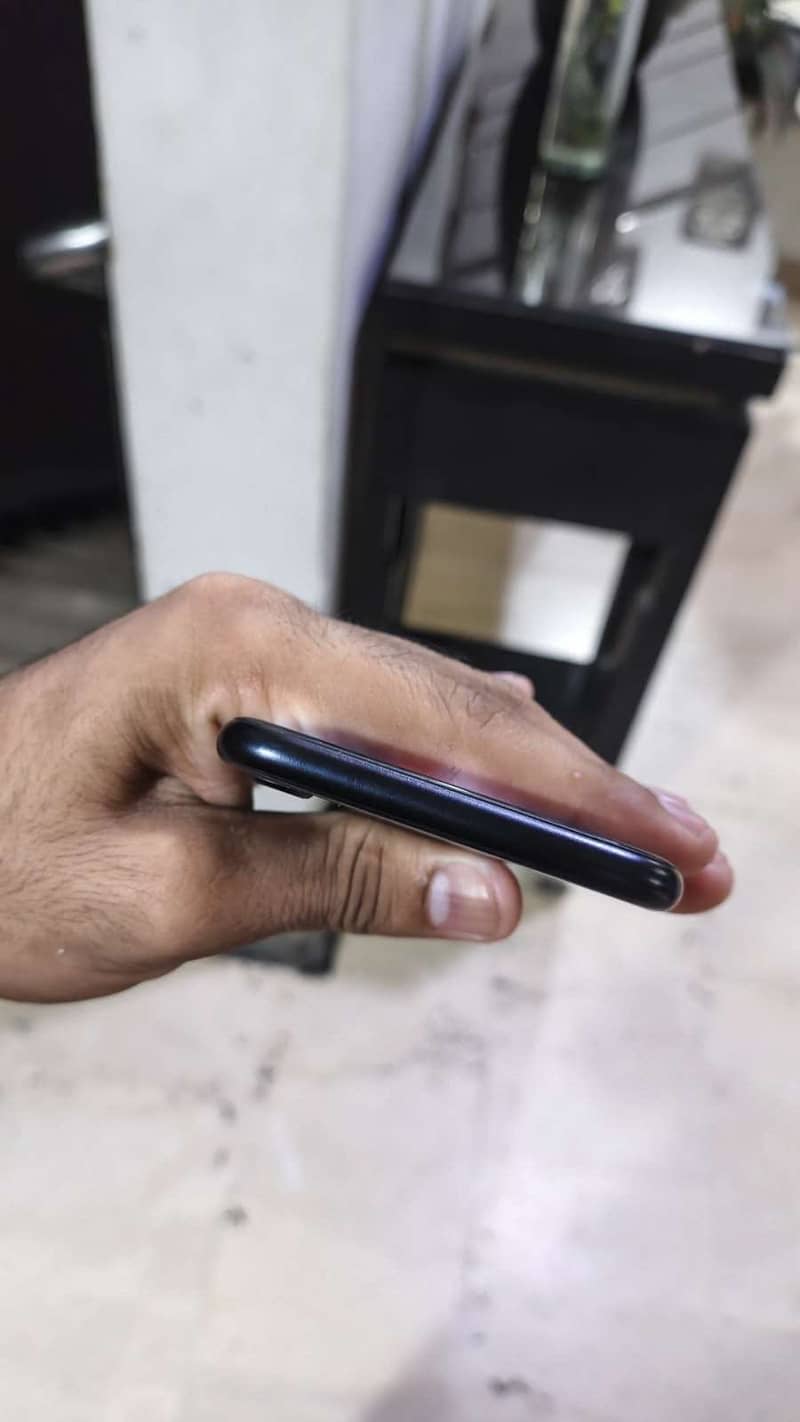 Apple iPhone SE 3rd generation 2