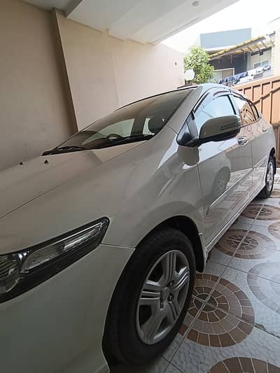 Honda City IVTEC 2019, % genuine colour and body parts,brand new tyr