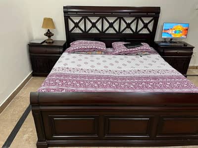 Original Wood king size bed