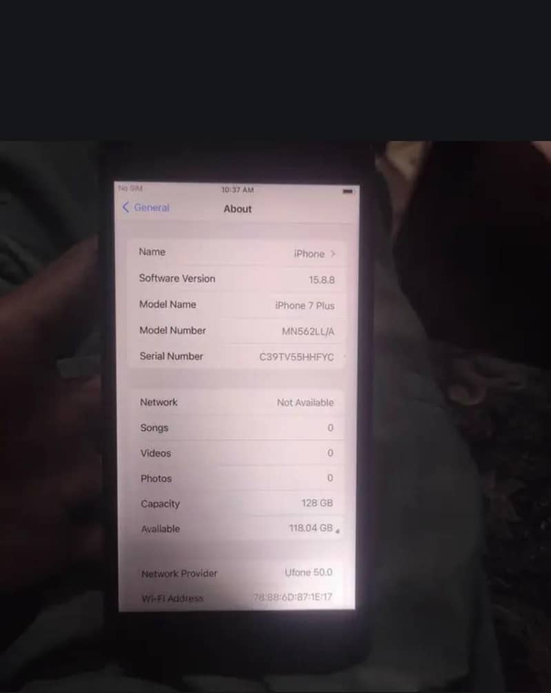 Apple iPhone 7 Plus 0