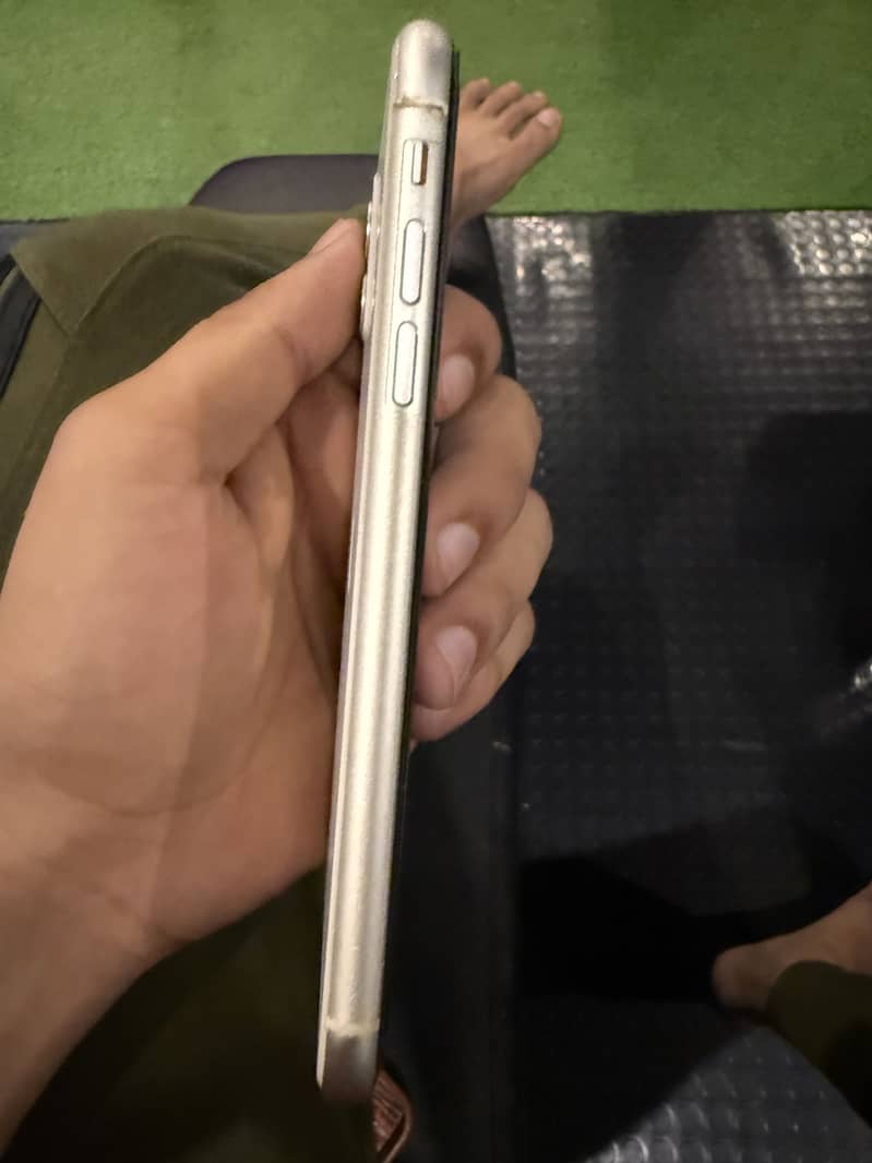 Apple iPhone 11 pta approve 10/10 0
