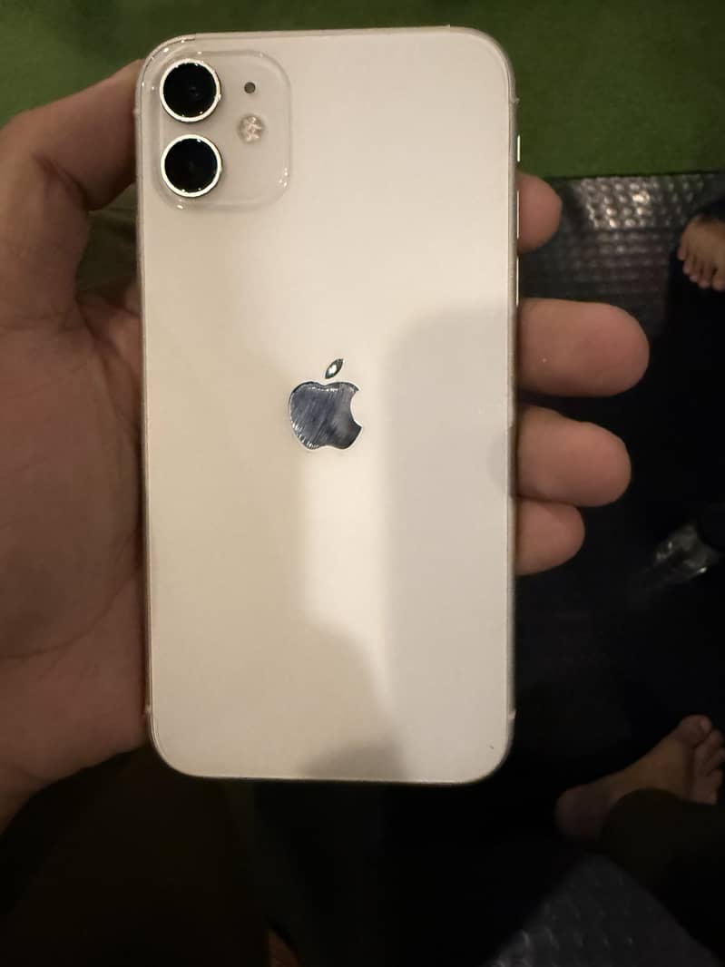 Apple iPhone 11 pta approve 10/10 2