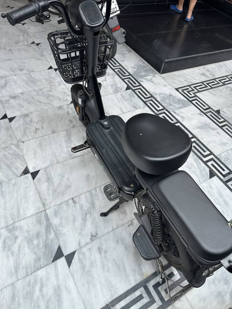Scooty 2