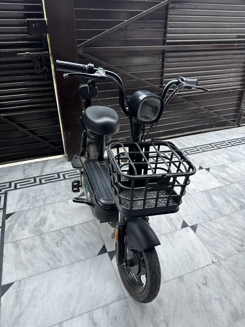 Scooty 3