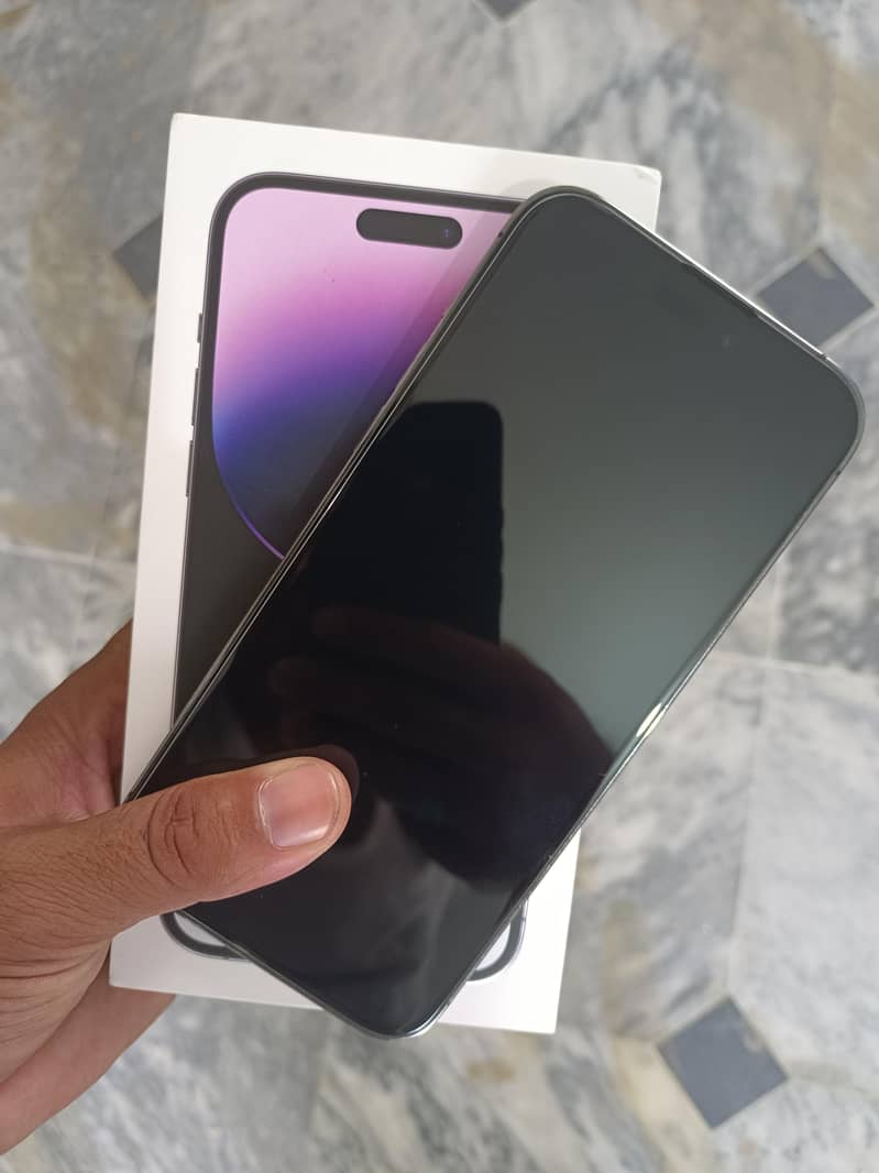 iphone 14 pro max 1