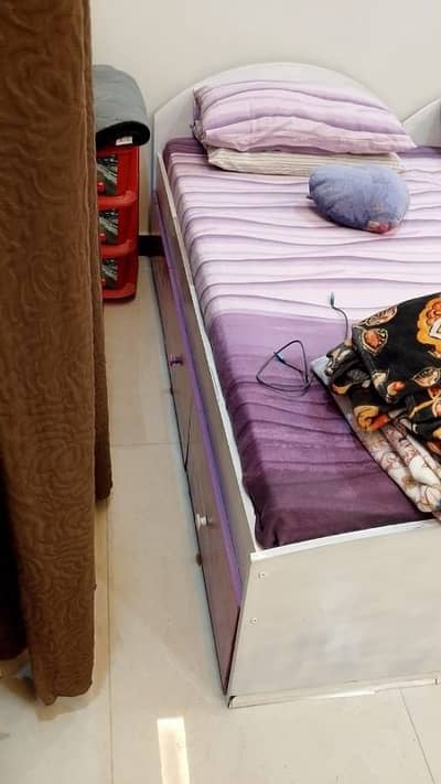 kids used beds with some touches