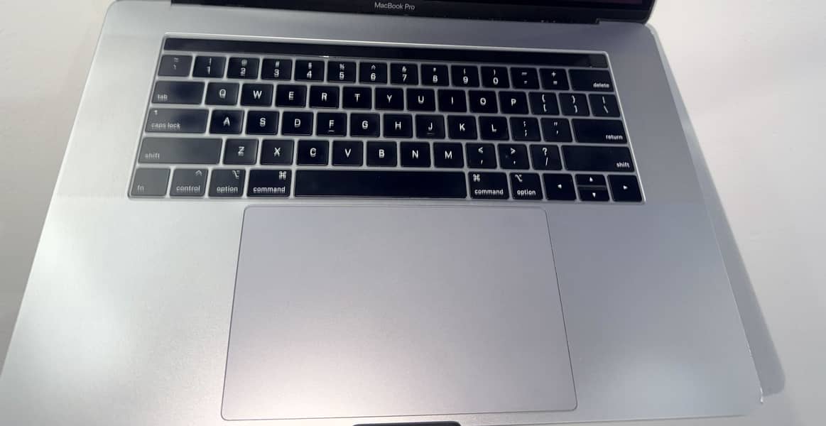 Macbook 2019 pro 1