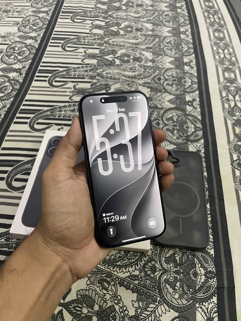 Apple iPhone 17 0