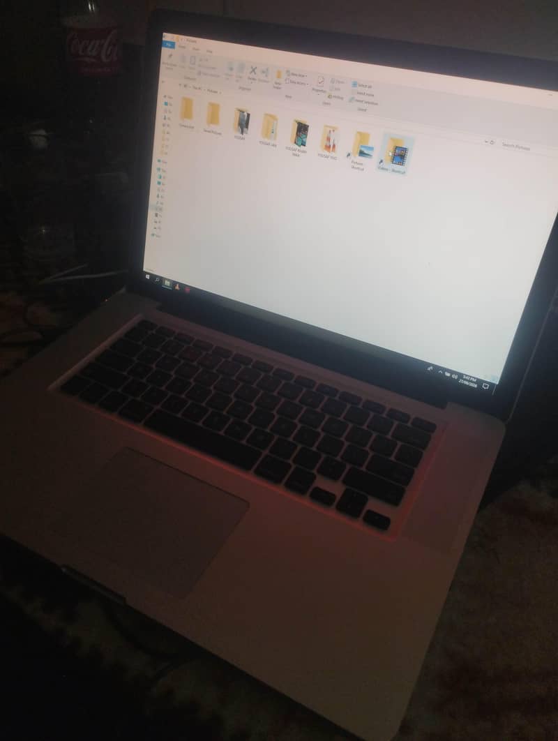 Macbook Pro Laptop 0