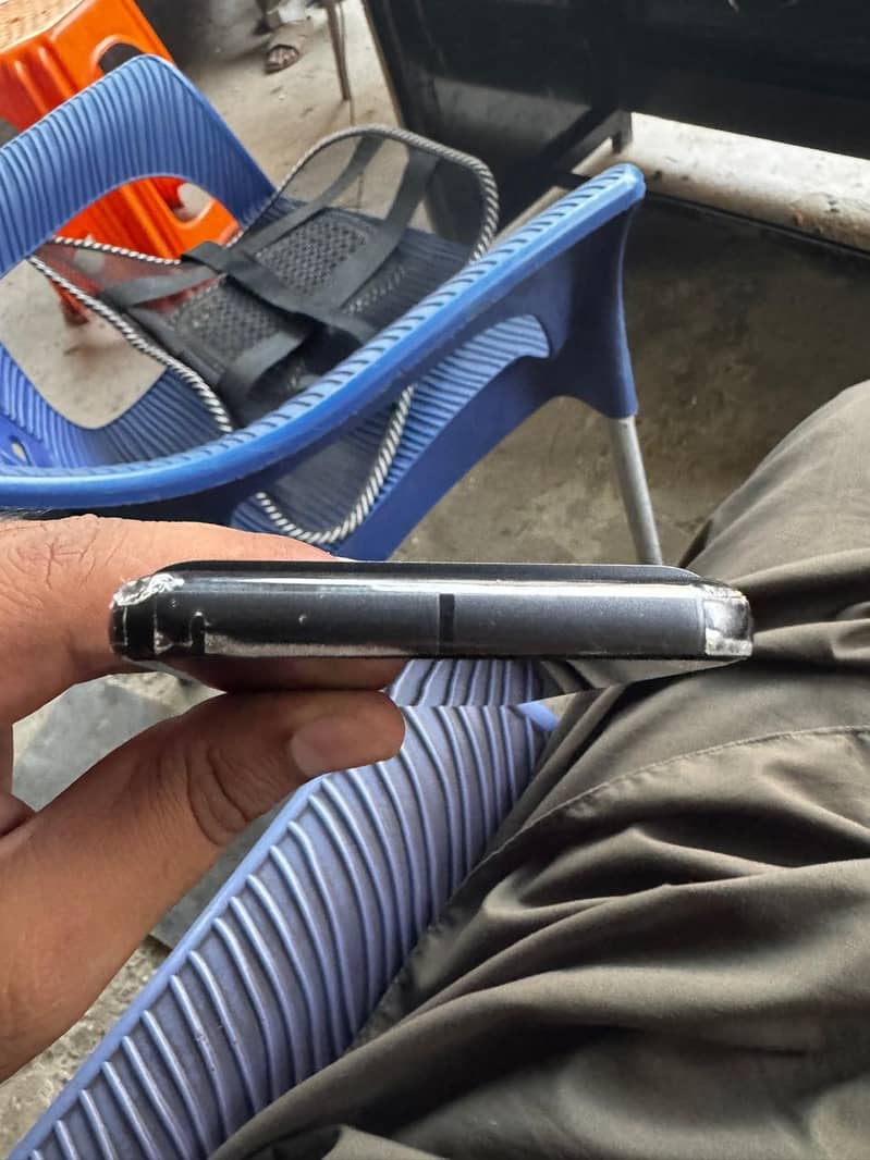 Google Pixel 8 6