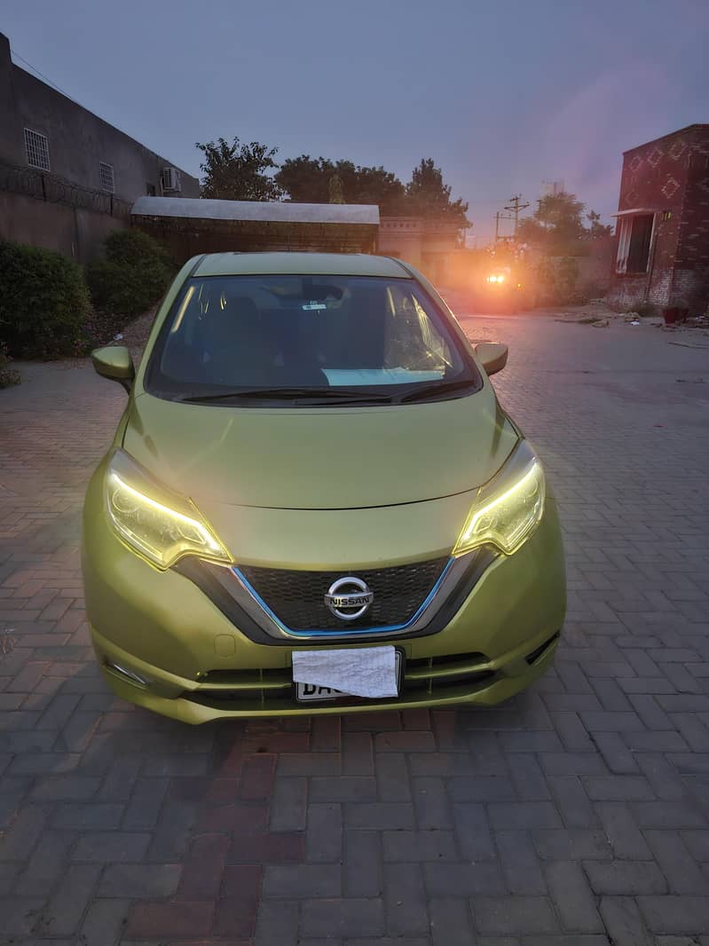 Nissan Note E Power 2016 0