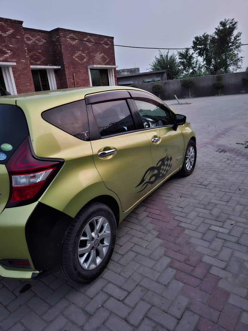 Nissan Note E Power 2016 3