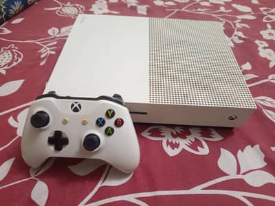 xbox one s 512 gb  with controller