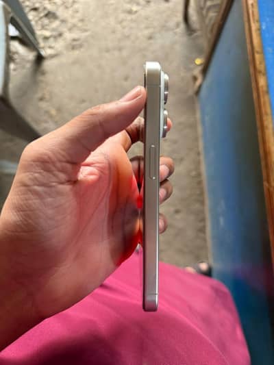 Apple iPhone 15 Pro